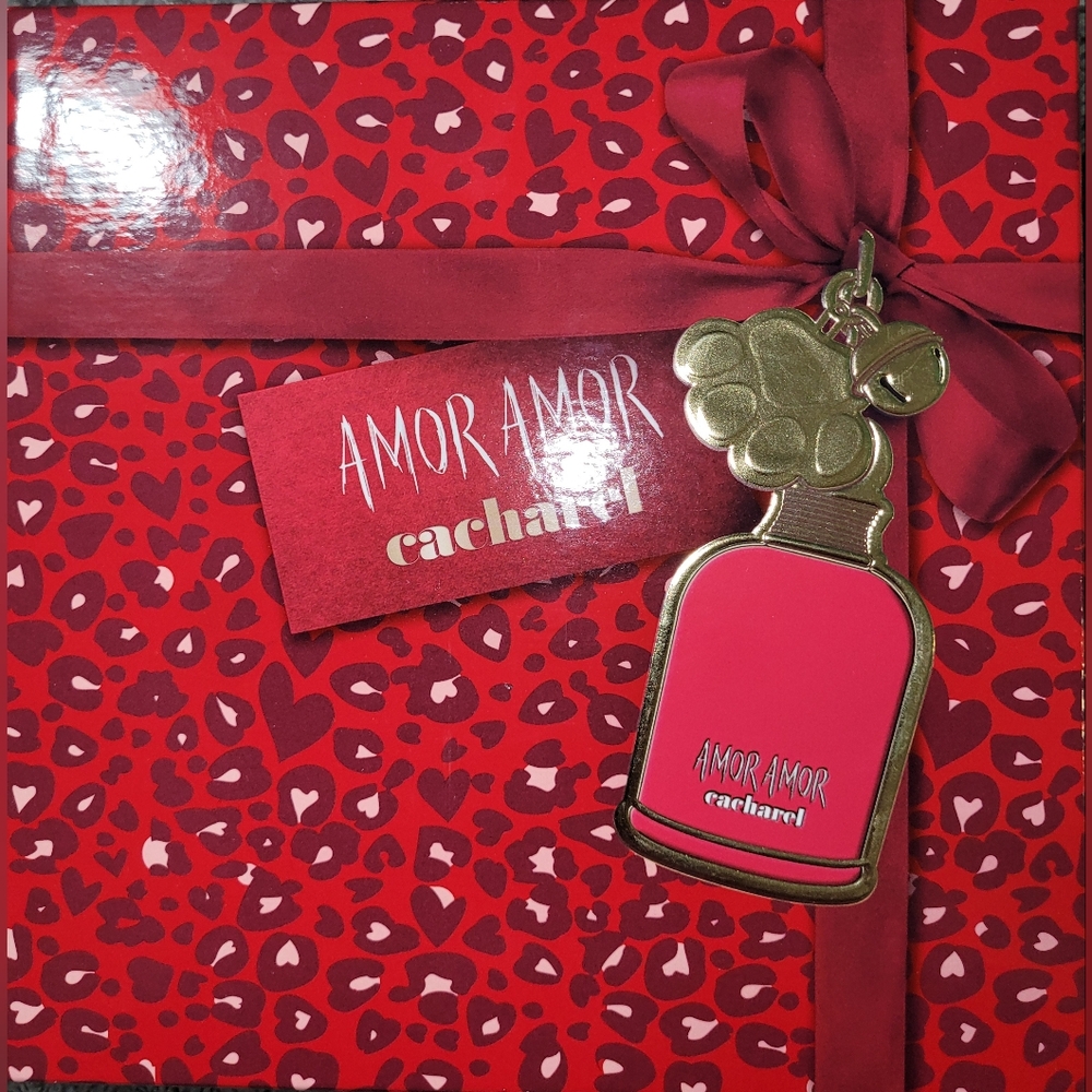 Amor Amor perfume gift set by cacharel-Brand new